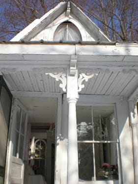 Renovierte Fassade - Historisches Baumaterial